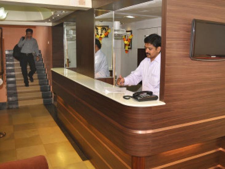 Hotel Satyaheera Mapusa Exterior photo